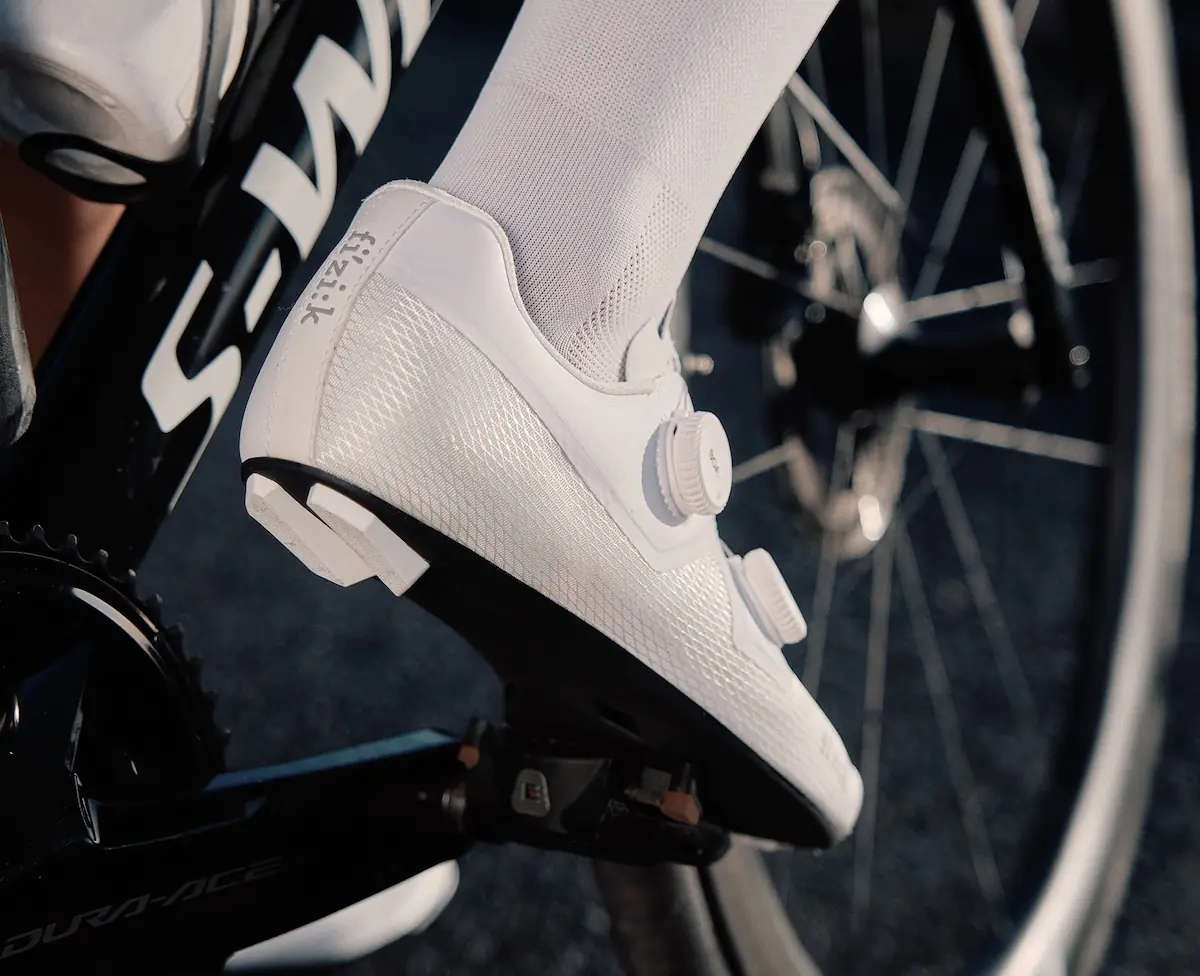 Fizik Lyra White 12