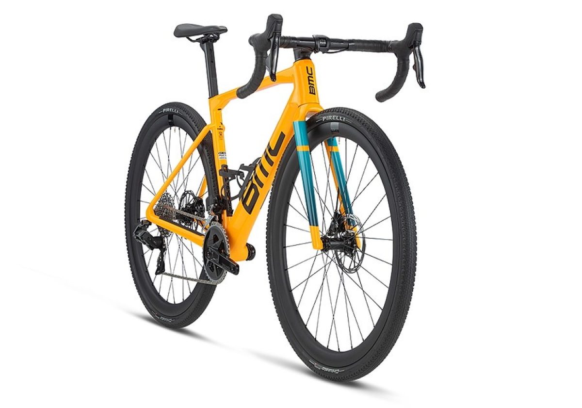 軽量グラベルレースモデル「KAIUS01 カイウス・ゼロワン」誕生｜BMC