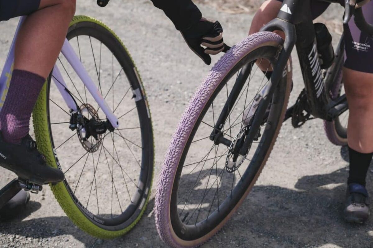 GRAVELKING リミテッドカラーグリーン　抹茶　 2024 40C TLR GRAVELKING リミテッドカラーグリーン 抹茶 2024 40C TLR 2024