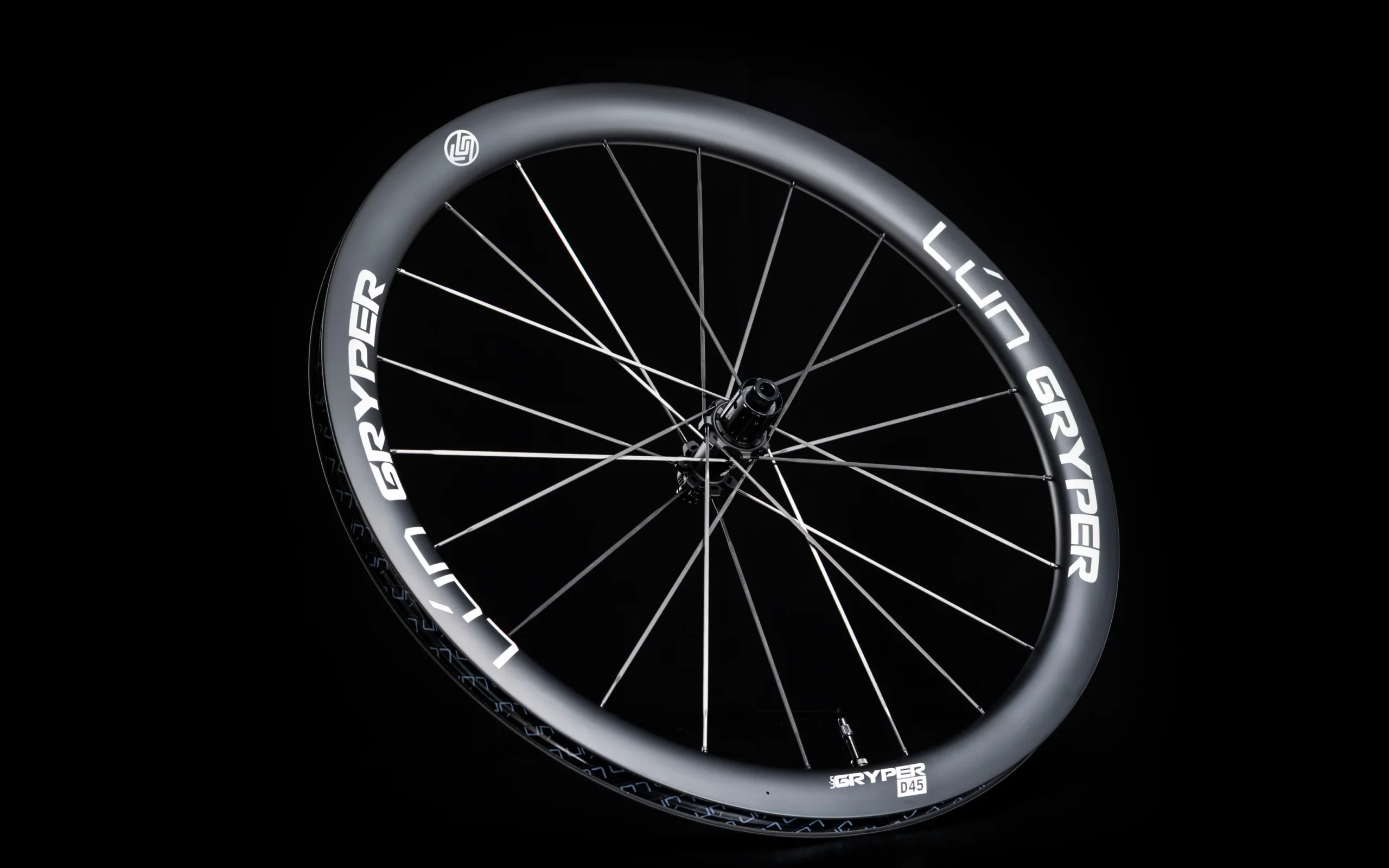 1 E37c6b52 Aa14 492e 8502 D6a516880b26 Scaled